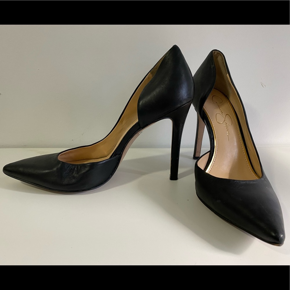 Shoes - Picture 2 of 7